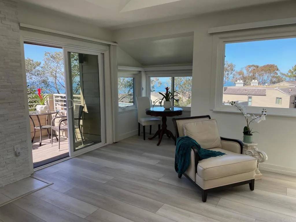 228 Dolphin Cove Court #228, Del Mar, CA 92014