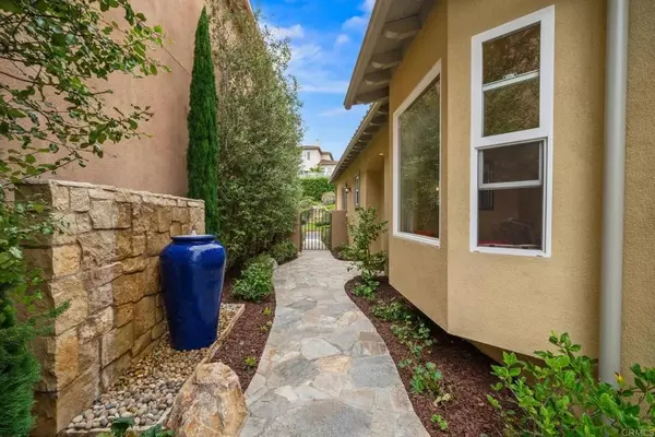 Carlsbad, CA 92011,6779 Palermi Place