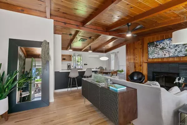 Carlsbad, CA 92008,1710 Valley Place