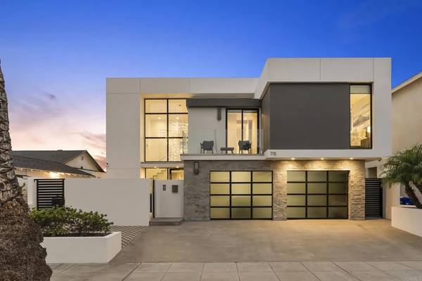 Oceanside, CA 92054,715 N Pacific Street