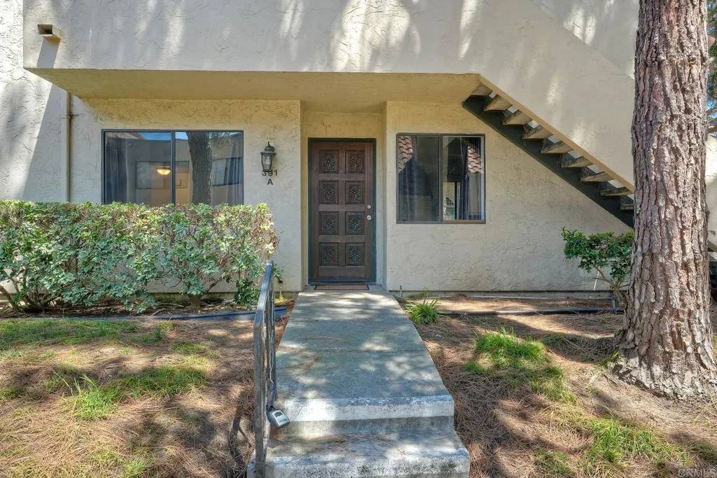 Vista, CA 92083,391 N Melrose #A