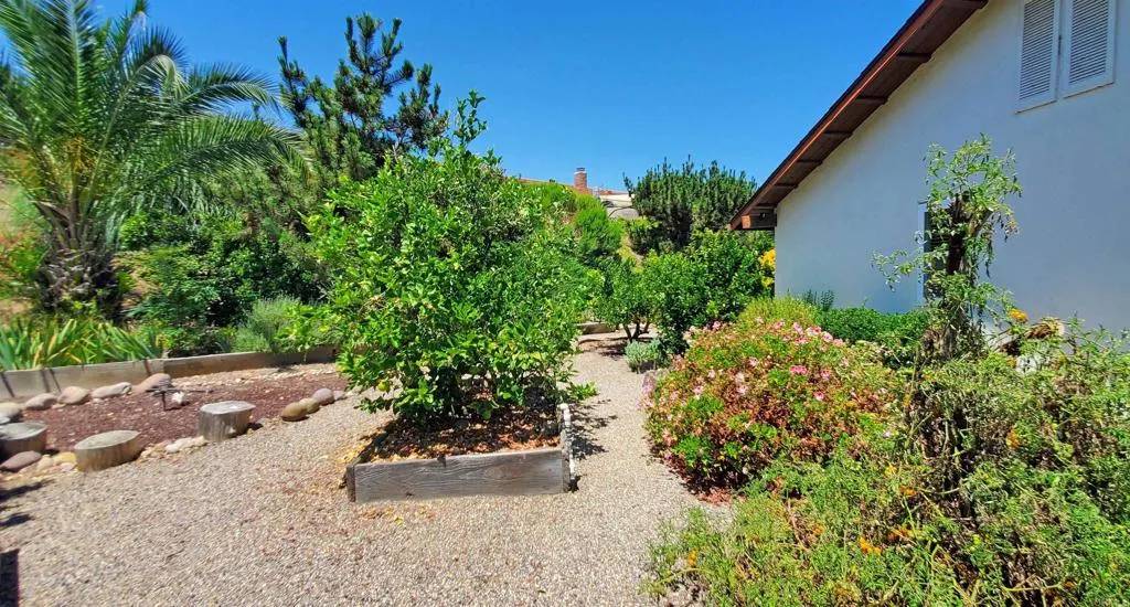 San Diego, CA 92128,16602 San Salvador Court