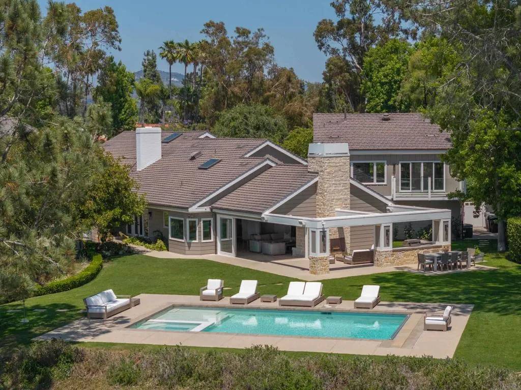 3035 Paseo Cielo, Rancho Santa Fe, CA 92067