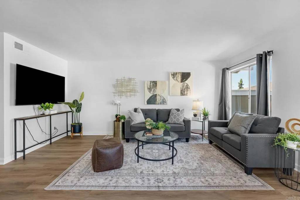 Oceanside, CA 92058,853 Dana Point Way