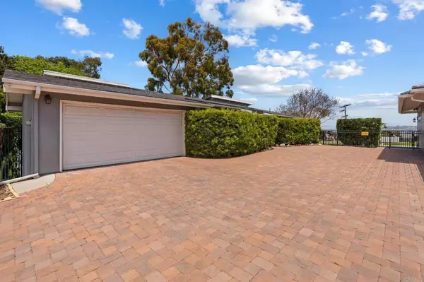 Solana Beach, CA 92075,764 E Solana Circle