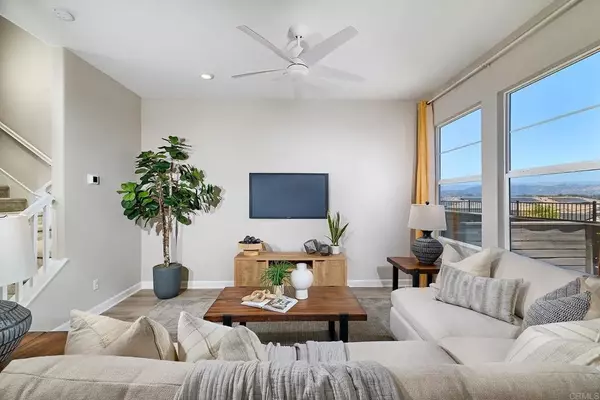 San Marcos, CA 92078,1210 Sunrise #102