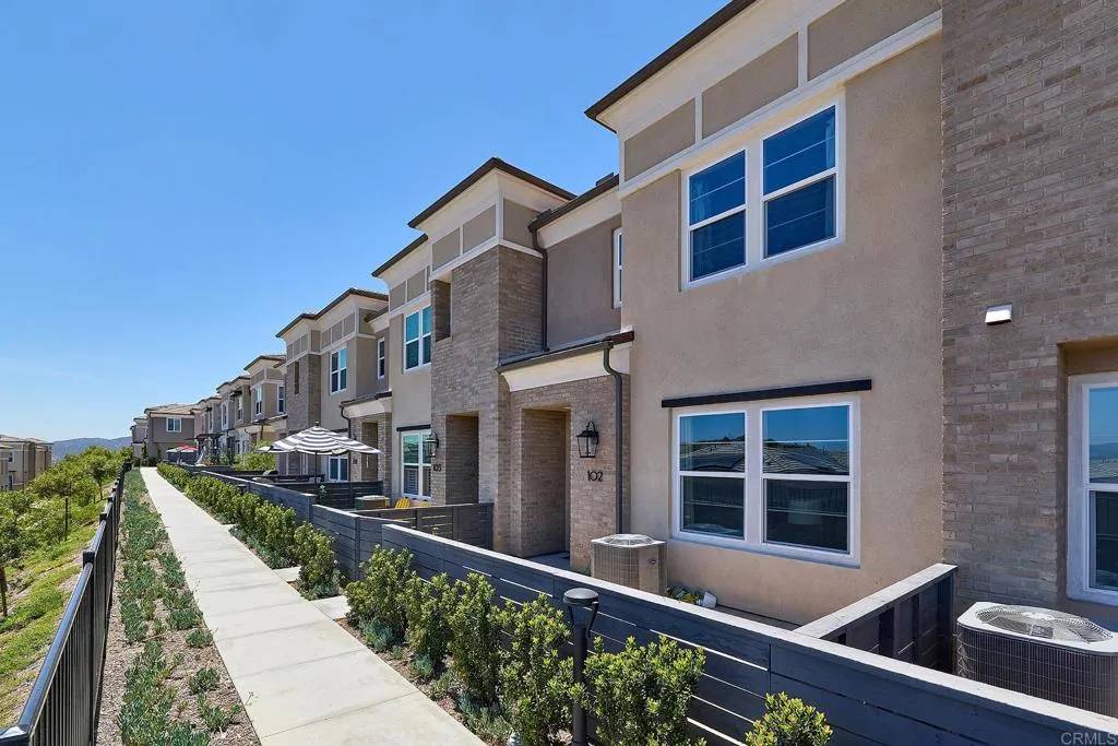 1210 Sunrise #102, San Marcos, CA 92078