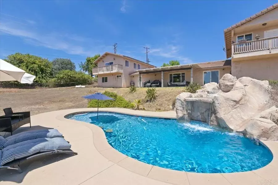 28880 Mac Tan Road, Valley Center, CA 92082
