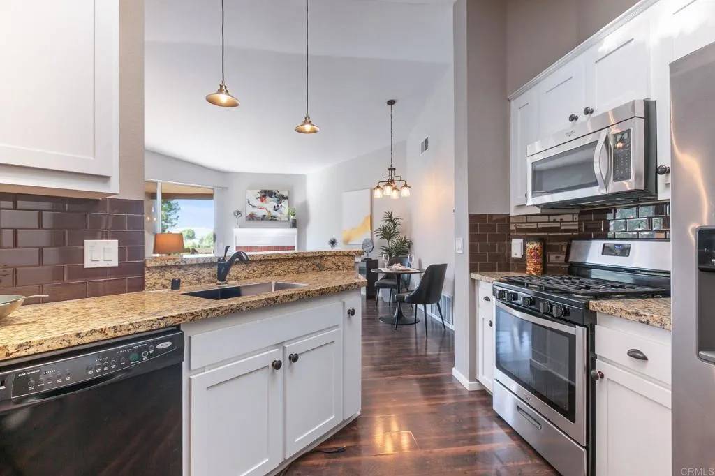 Santee, CA 92071,7402 Mission Trails #92