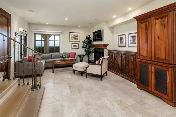 Del Mar, CA 92014,134 8th Street