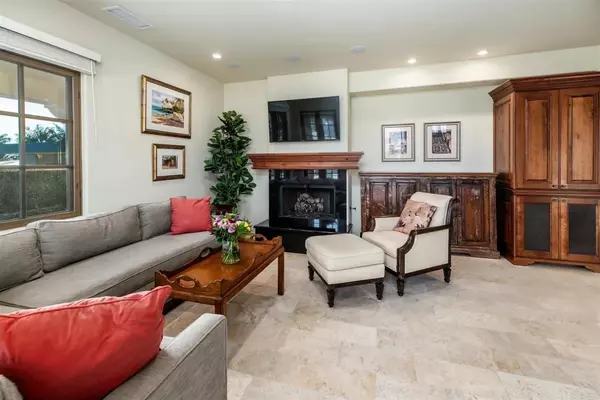 Del Mar, CA 92014,134 8th Street