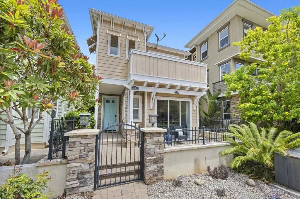 Oceanside, CA 92054,432 S Cleveland Street