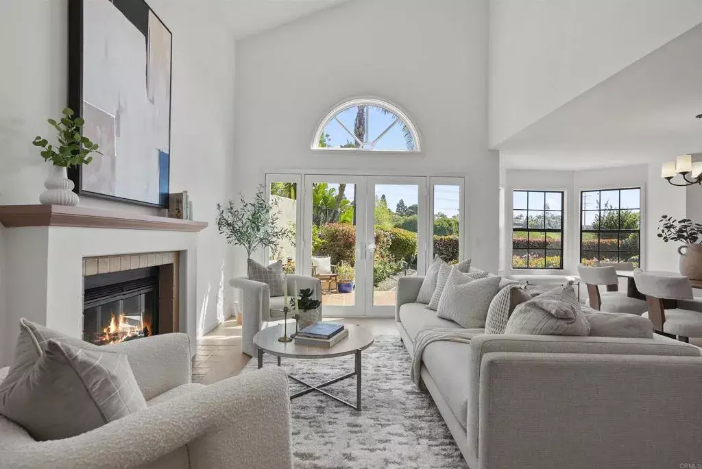Del Mar, CA 92014,1240 Ladera Linda