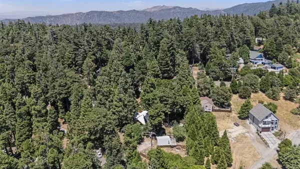 Crestline, CA 92325,1148 Saturn Way