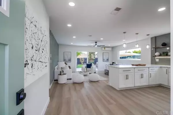 San Diego, CA 92139,2891 Morningside St
