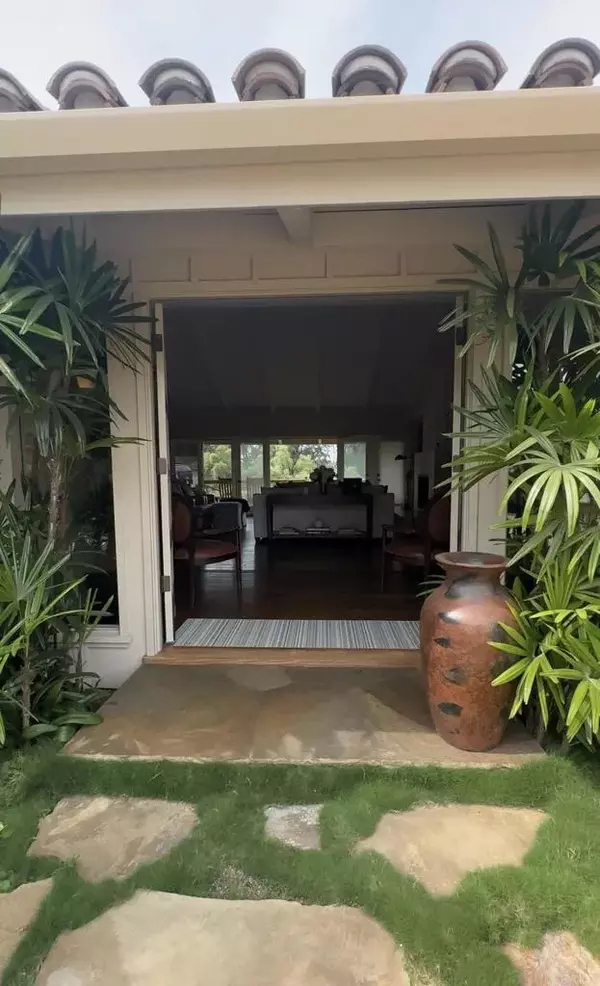 Rancho Santa Fe, CA 92067,6858 Las Colinas