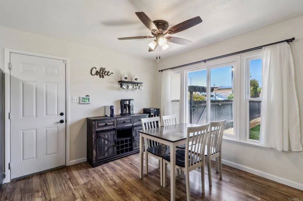 Vista, CA 92081,915 Crest View Rd