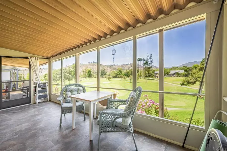 4650 Dulin #208, Fallbrook, CA 92028