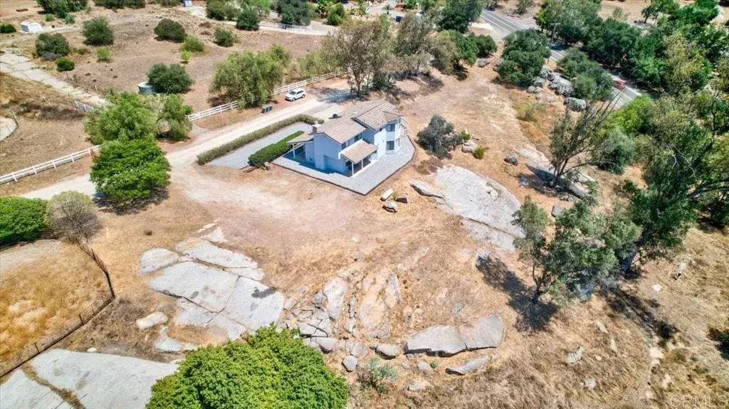 18434 Ramona View Drive, Ramona, CA 92065