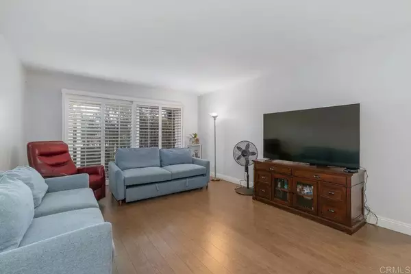 Carlsbad, CA 92008,2340 Hosp Way #120