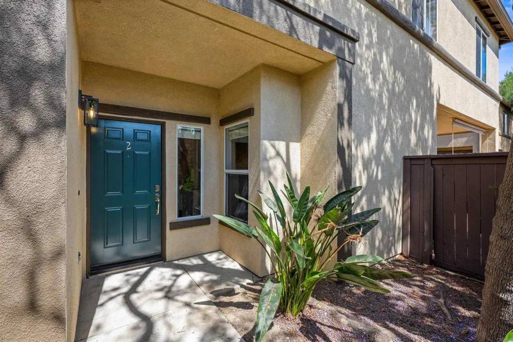 Oceanside, CA 92058,638 Sumner Way #2