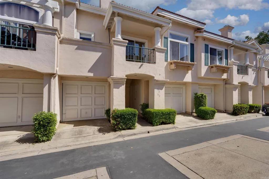 San Diego, CA 92122,7224 Shoreline Drive #172