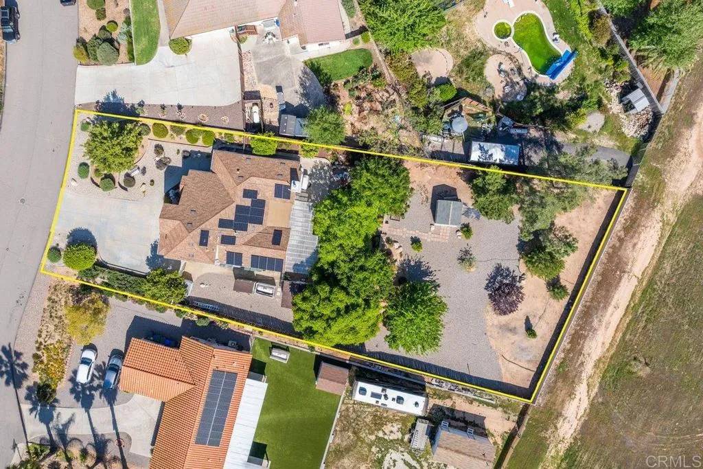 Ramona, CA 92065,23847 Norte Dr.