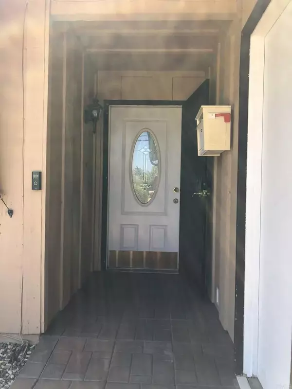 Escondido, CA 92027,1681 E Mission Avenue