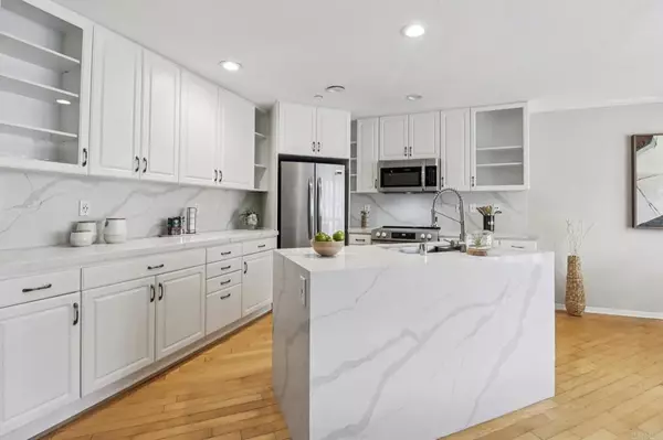 San Diego, CA 92101,1640 10th Avenue #407