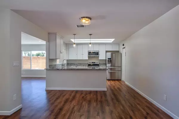 San Marcos, CA 92078,984 San Pablo Drive
