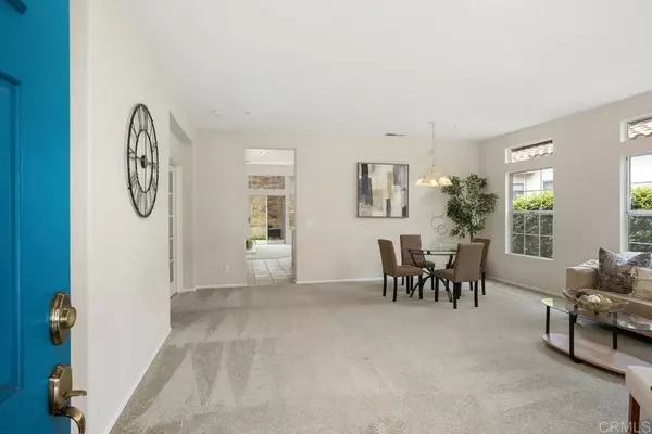 Escondido, CA 92027,2433 Fallbrook Pl.
