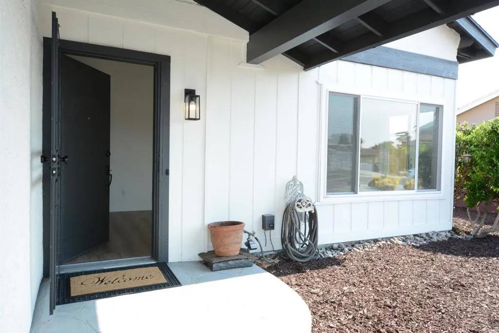 Oceanside, CA 92057,4612 Avery Street