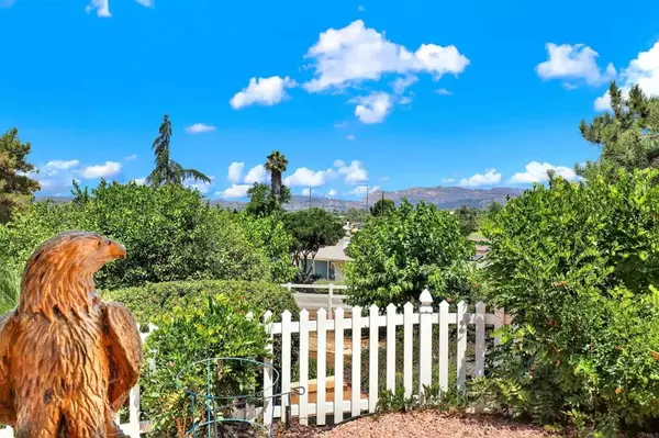 Escondido, CA 92027,2233 Puesta Del Sol