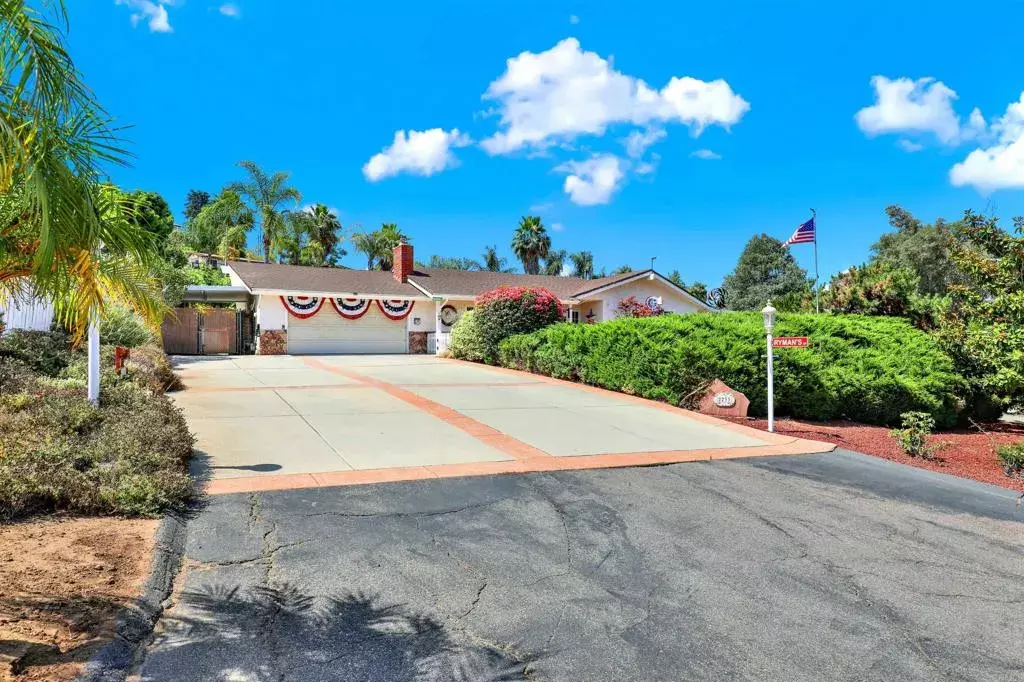 Escondido, CA 92027,2233 Puesta Del Sol