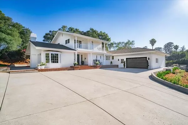 Escondido, CA 92029,1015 Vereda Callada