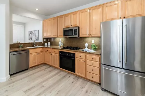 San Diego, CA 92130,3767 Carmel View Rd #4