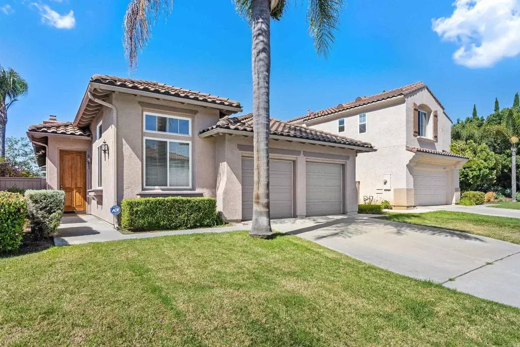 Carlsbad, CA 92009,3223 Rancho Quartillo