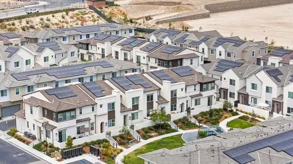 Chula Vista, CA 91913,2199 Bluestone Circle