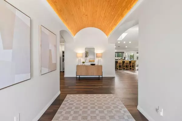 5183 El Arbol Drive, Carlsbad, CA 92008