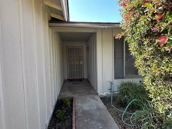 San Marcos, CA 92069,450 Lynwood Lane
