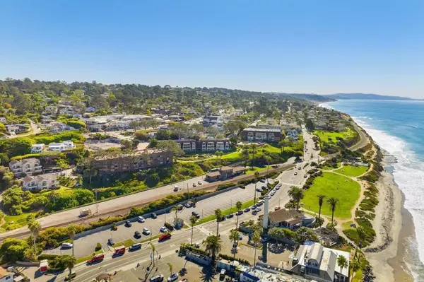 Del Mar, CA 92014,1562 Camino Del Mar #635