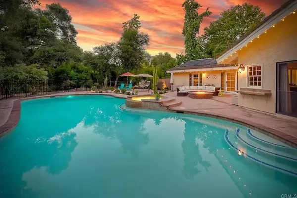 Vista, CA 92084,1285 Hidden Oaks Trl