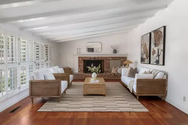 La Jolla, CA 92037,1381 W Muirlands Drive