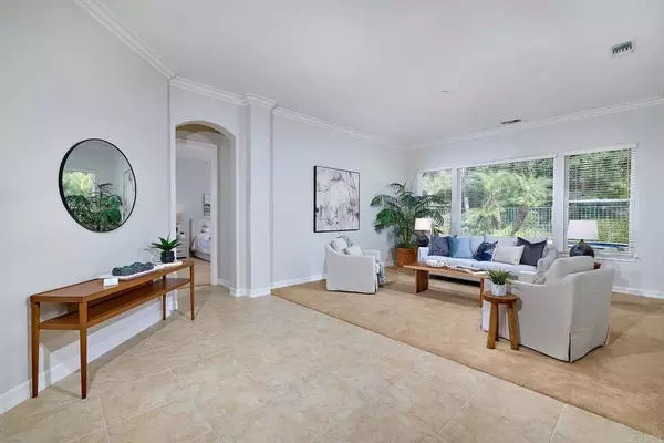 Encinitas, CA 92024,517 Hidden Ridge Court