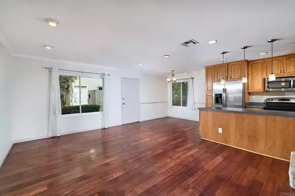 San Diego, CA 92122,7849 Camino Glorita
