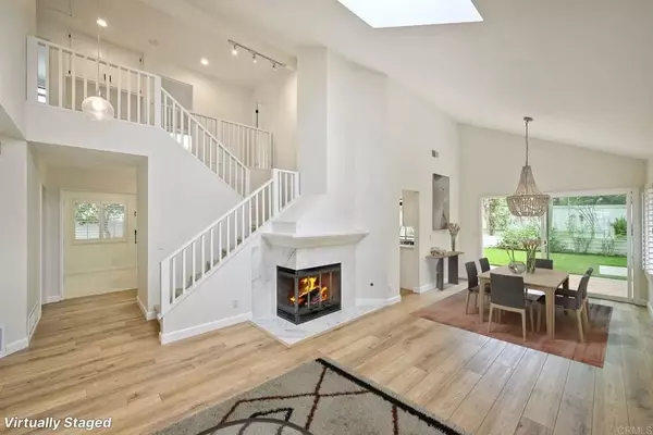 Carlsbad, CA 92009,3215 Calle Vallarta