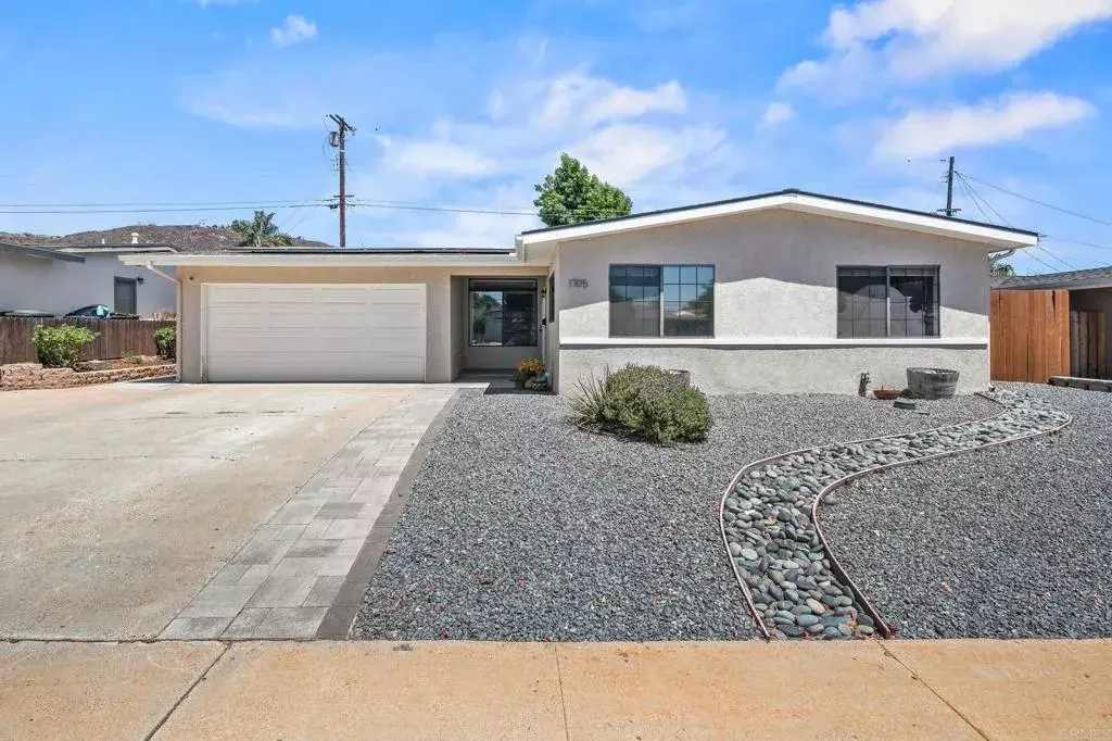 El Cajon, CA 92021,1705 Pepperwood Drive