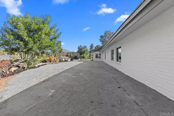 Poway, CA 92064,16220 Del Norte