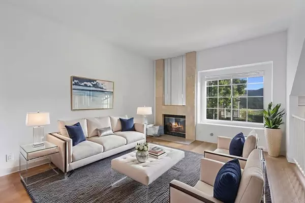 Carlsbad, CA 92009,7727 Caminito Monarca #102