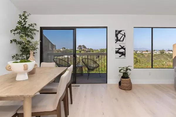 La Jolla, CA 92037,6635 Caminito Scioto
